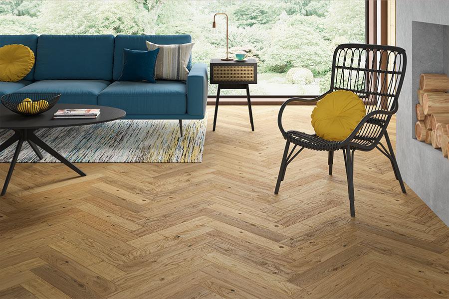 Galleria Professional Engineered Rustic Oak Herringbone Flooring 20mm x 90mm Natural Brushed & Oiled - Image 6
